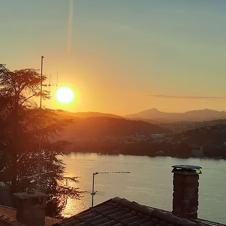 Luxury La Terrazza Sul Di Pensión Blevio